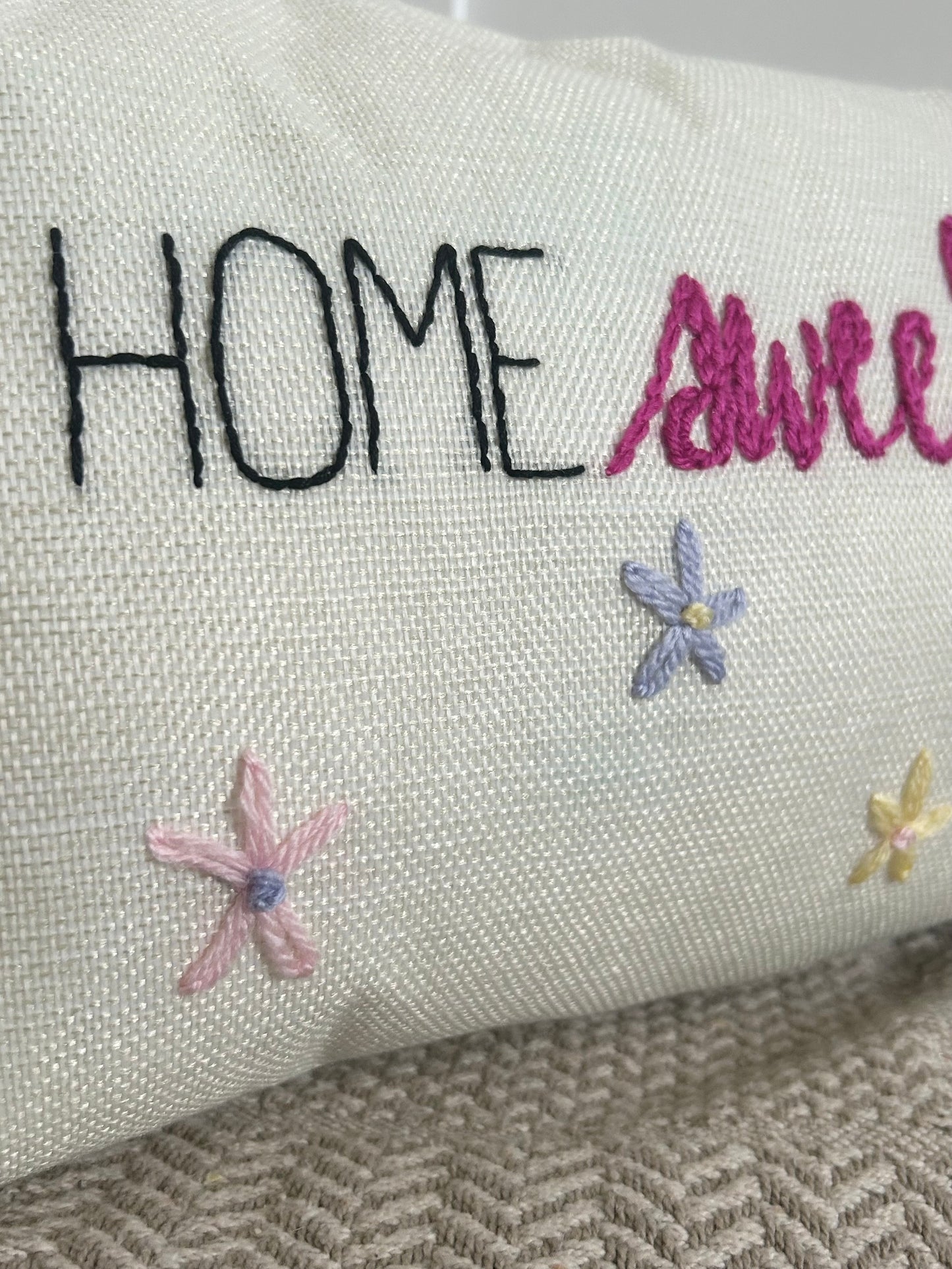 ‘Home sweet home’ cushion